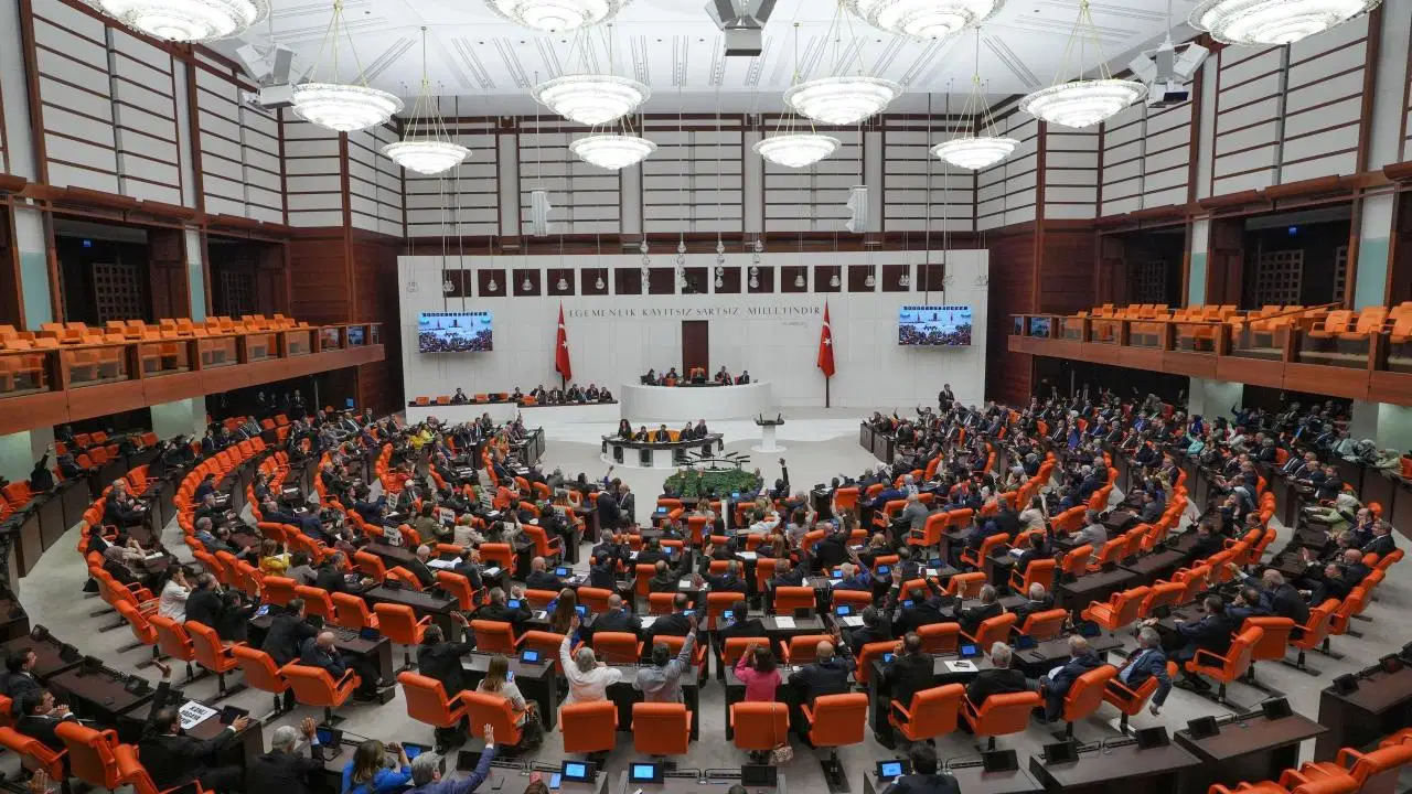 Resmi Gazete’de yayımlandı: TBMM tatile girdi